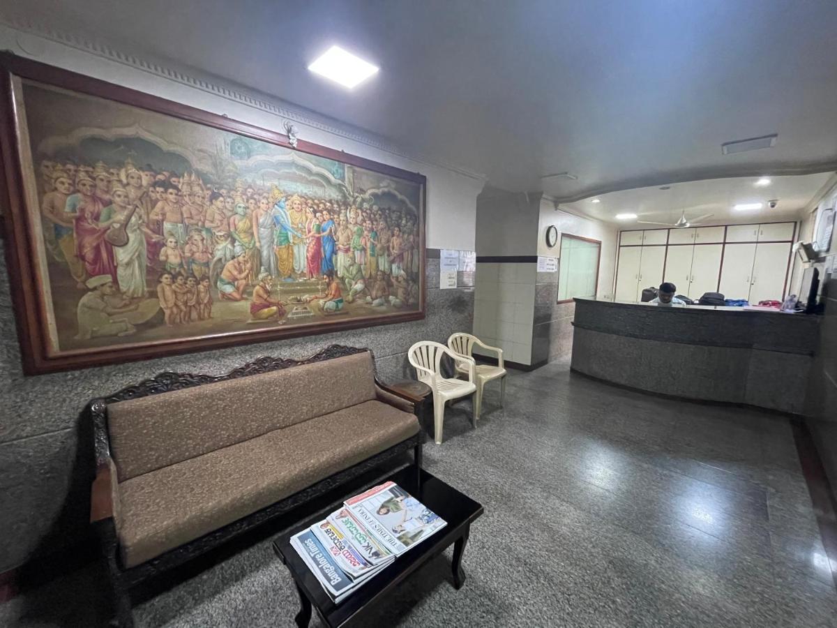 Sri Durgamba Lodge Bangalore Luaran gambar
