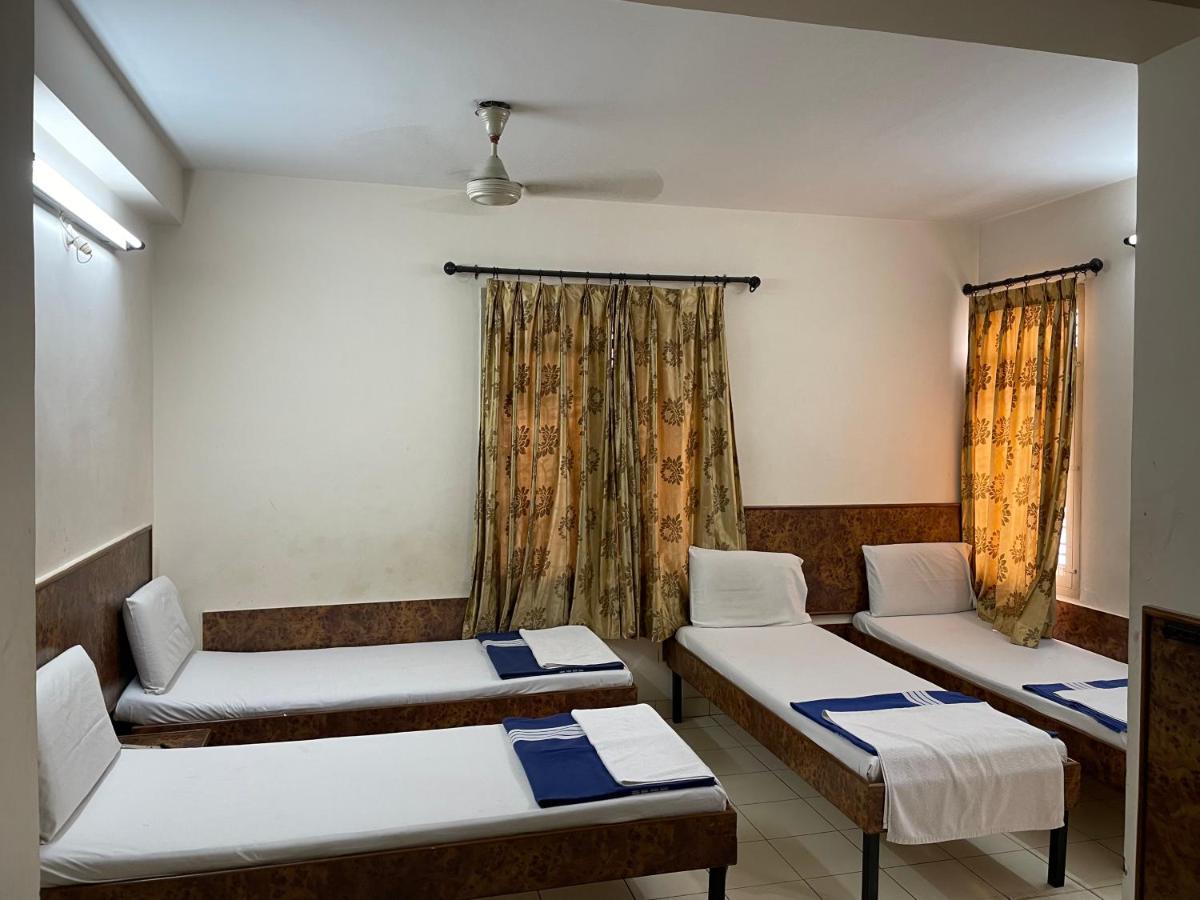 Sri Durgamba Lodge Bangalore Luaran gambar